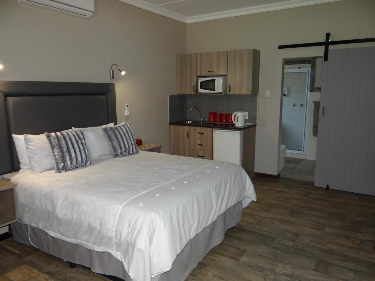La Paix Guesthouse Beaufort West Zewnętrze zdjęcie