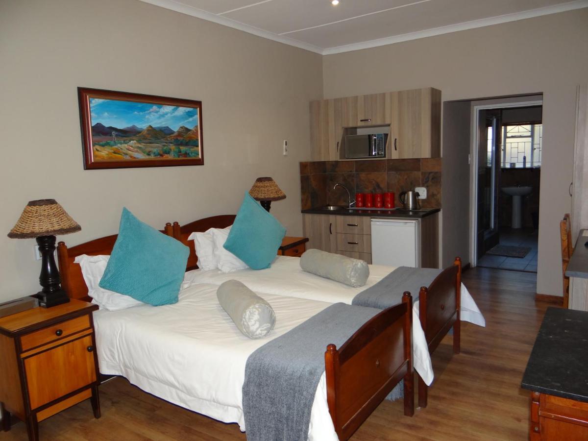 La Paix Guesthouse Beaufort West Zewnętrze zdjęcie