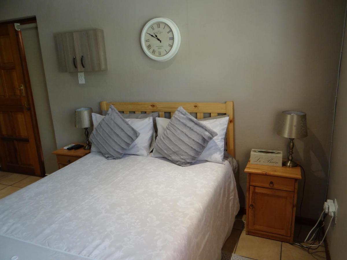 La Paix Guesthouse Beaufort West Zewnętrze zdjęcie