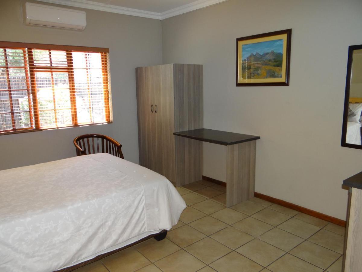 La Paix Guesthouse Beaufort West Zewnętrze zdjęcie