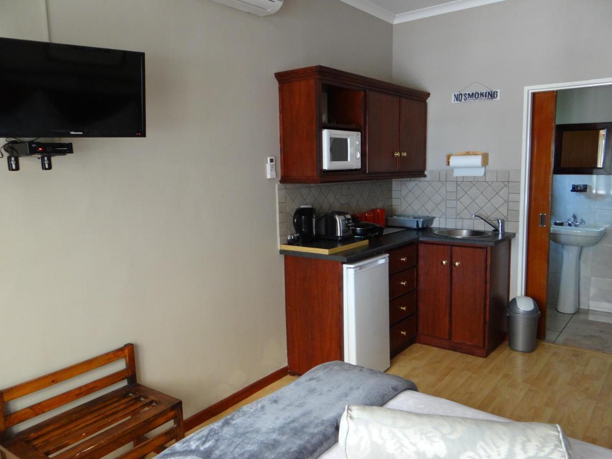 La Paix Guesthouse Beaufort West Zewnętrze zdjęcie